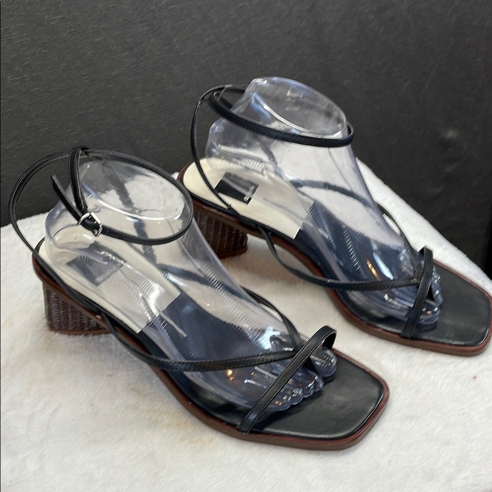Dolce Vita Black Heels with Ankle Strap - Picture 1 of 9